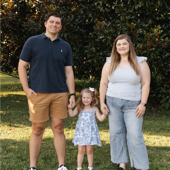 LAUREN IS LIVE!! ❣️❣️LIKE this to be notified when I go live on posh! - Picture 4 of 7